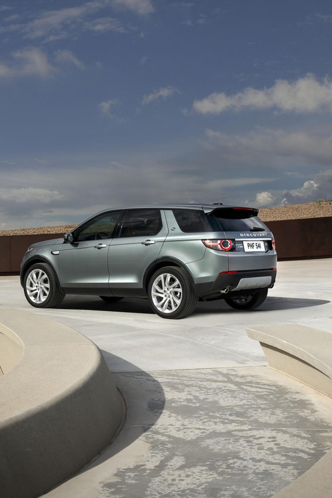 land_rover_discovery_sport_2014_2