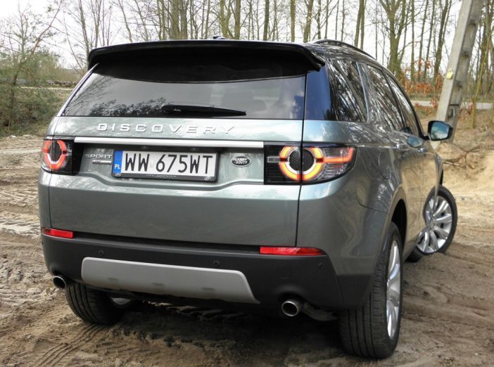 land_rover_discovery_sport_premiera_2