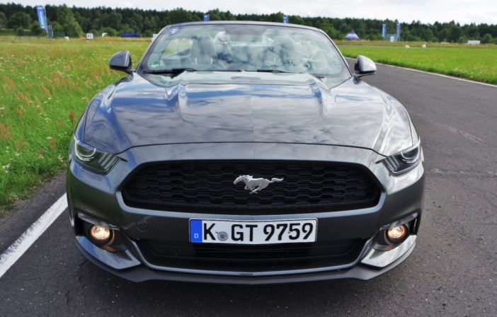 ford_mustang_premiera_2015_6
