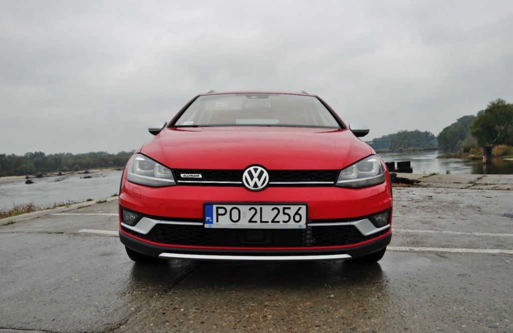 Volkswagen Golf Alltrack 2.0 TDI DSG 4Motion vs