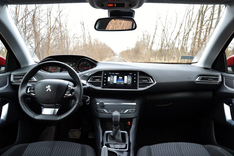Peugeot 308 SW 1.6 BlueHDi EAT6 Active Rozsądny wariant
