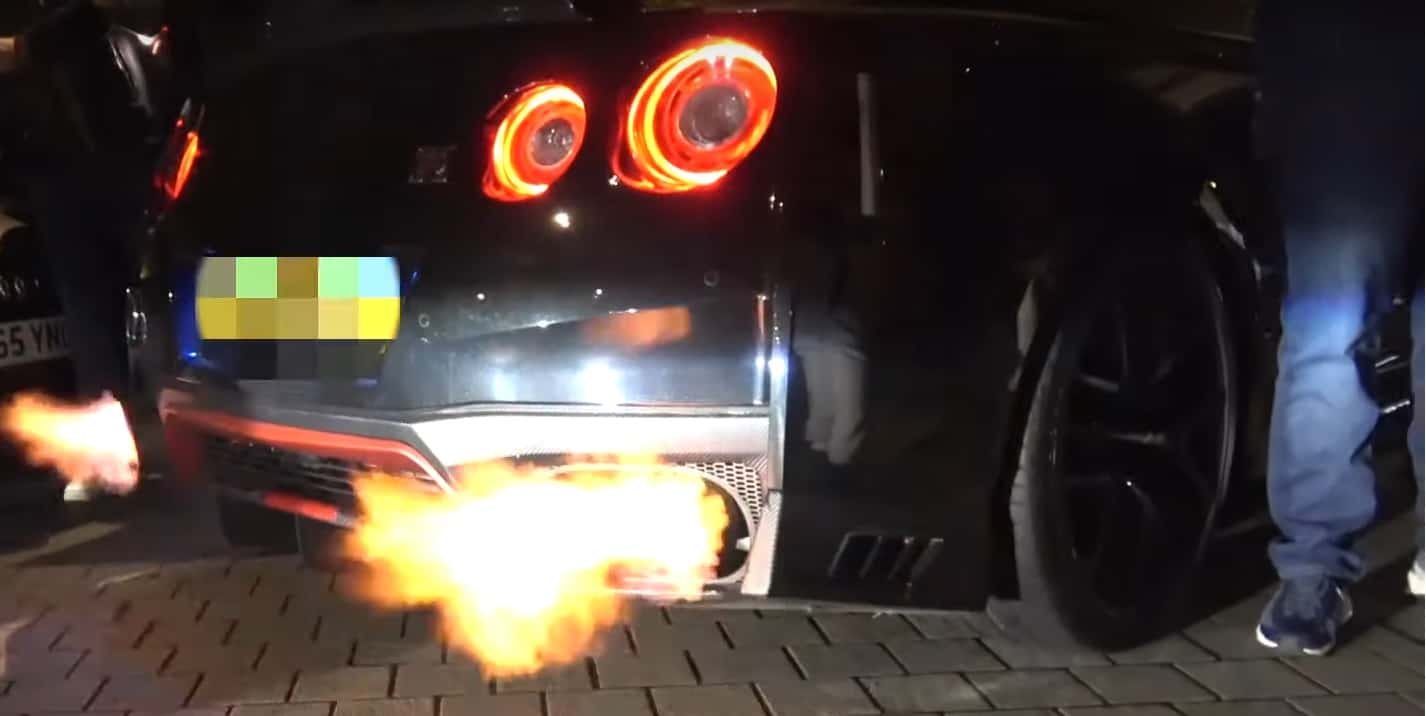 Nissan GTR pożar