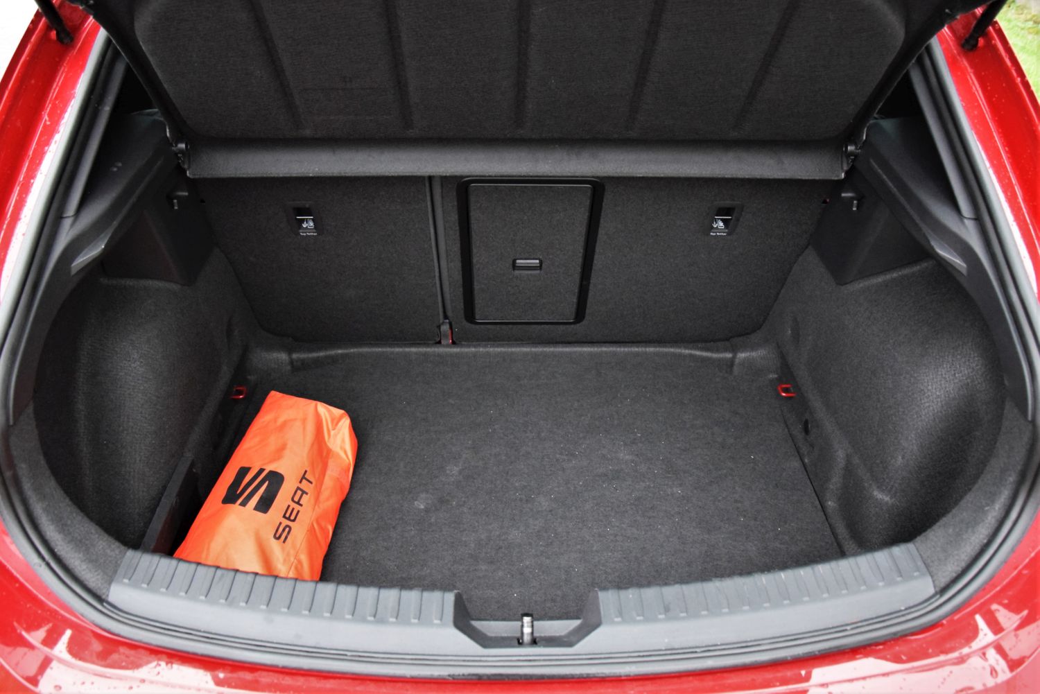 SEAT Leon 2020 pojemność bagażnika