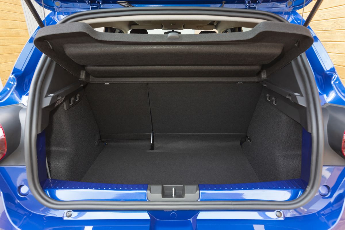 Dacia Sandero 2021 - pojemność bagażnika