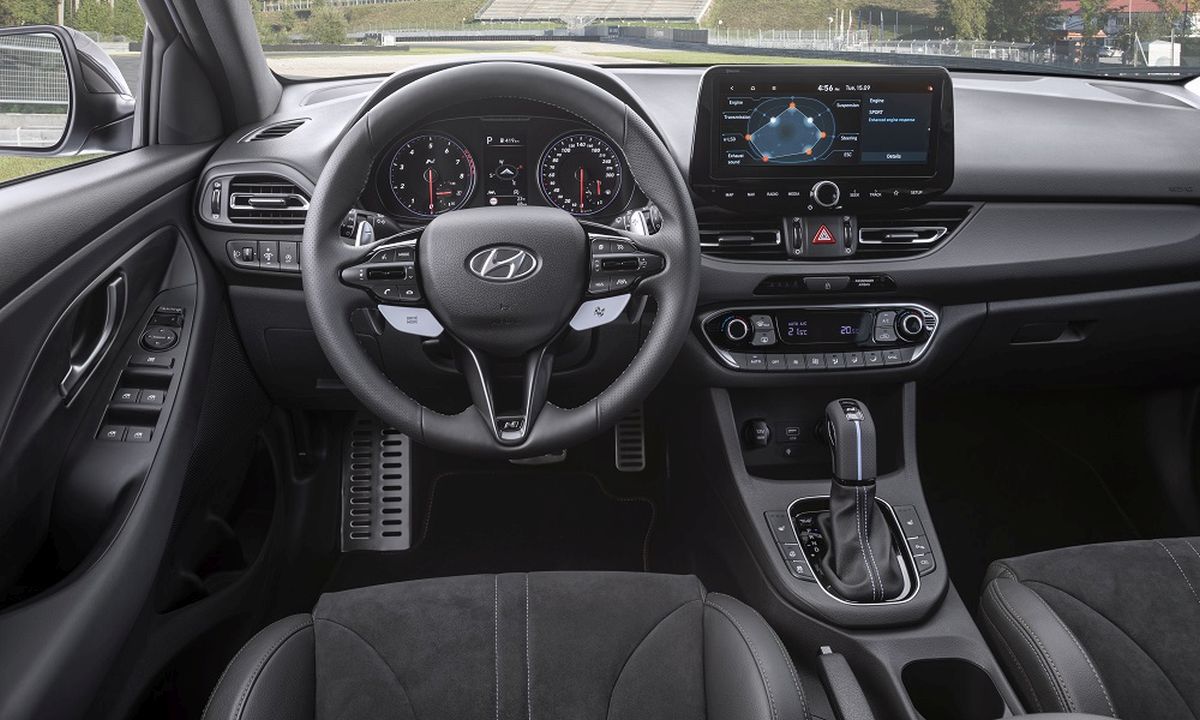 Hyundai i30 N 2021 - wnętrze