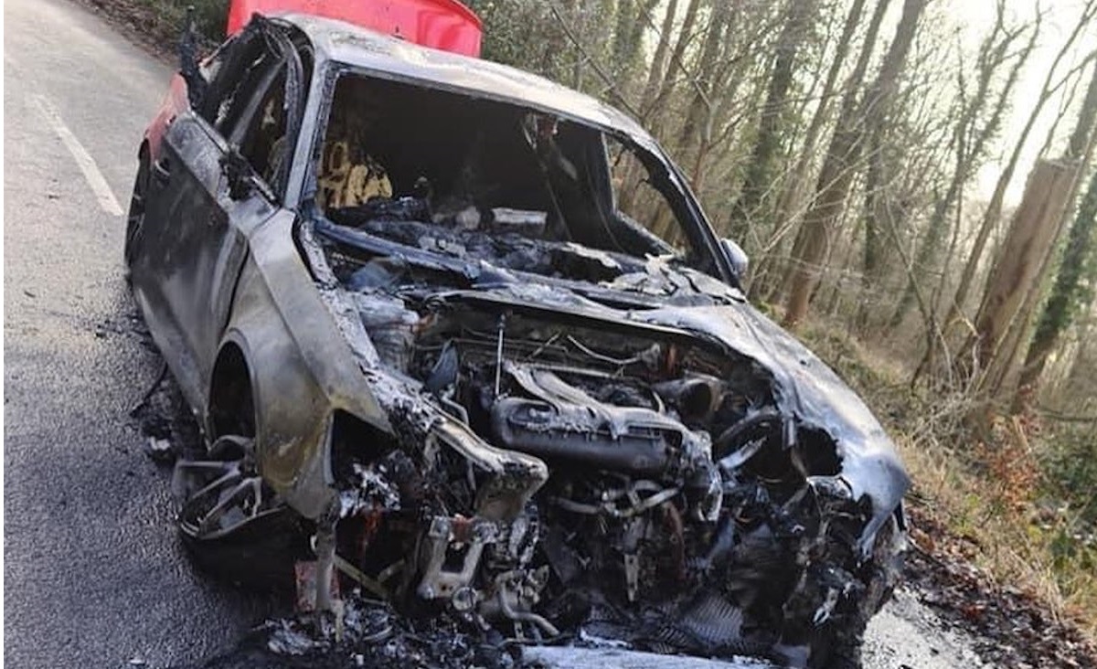 Audi RS3 po tuningu i pożarze 