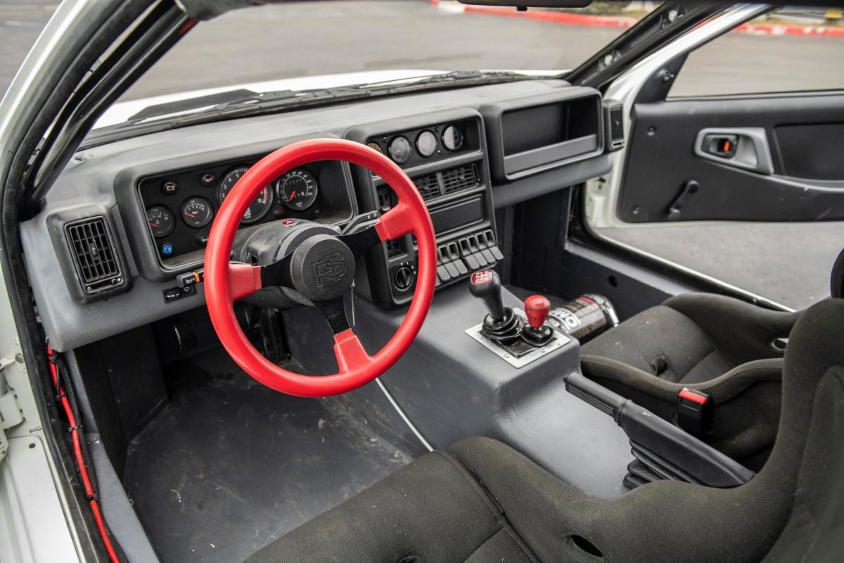 Ford RS200 interior
