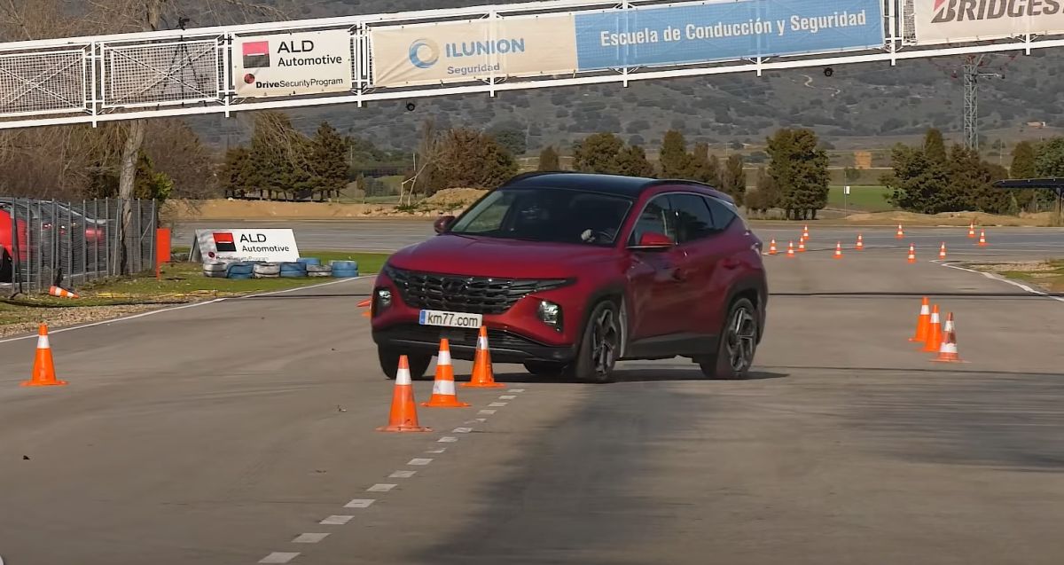 Nowy Hyundai Tucson w teście łosia Nie było łatwo! (wideo