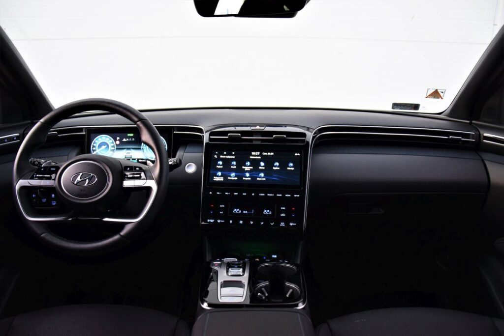 Hyundai Tucson 1.6 TGDI HEV test, dane techniczne, ceny