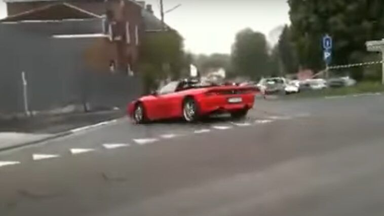 Rozbicie Ferrari 348