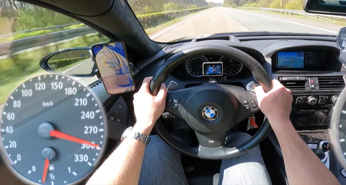 BMW M6 E63 acceleration