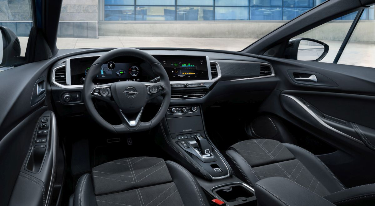 Opel Grandland 2021 interior