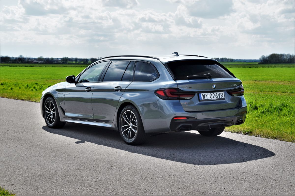 BMW Serii 5 Touring 2021 design