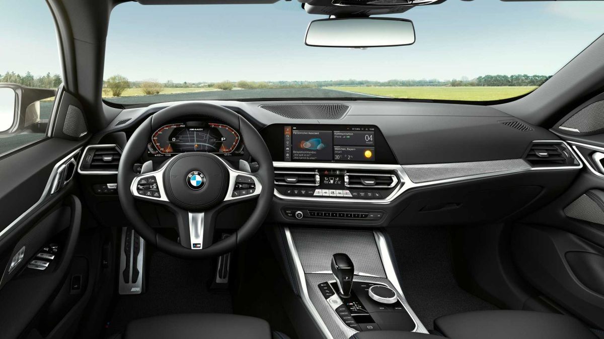 BMW Serii 4 2021 wnętrze