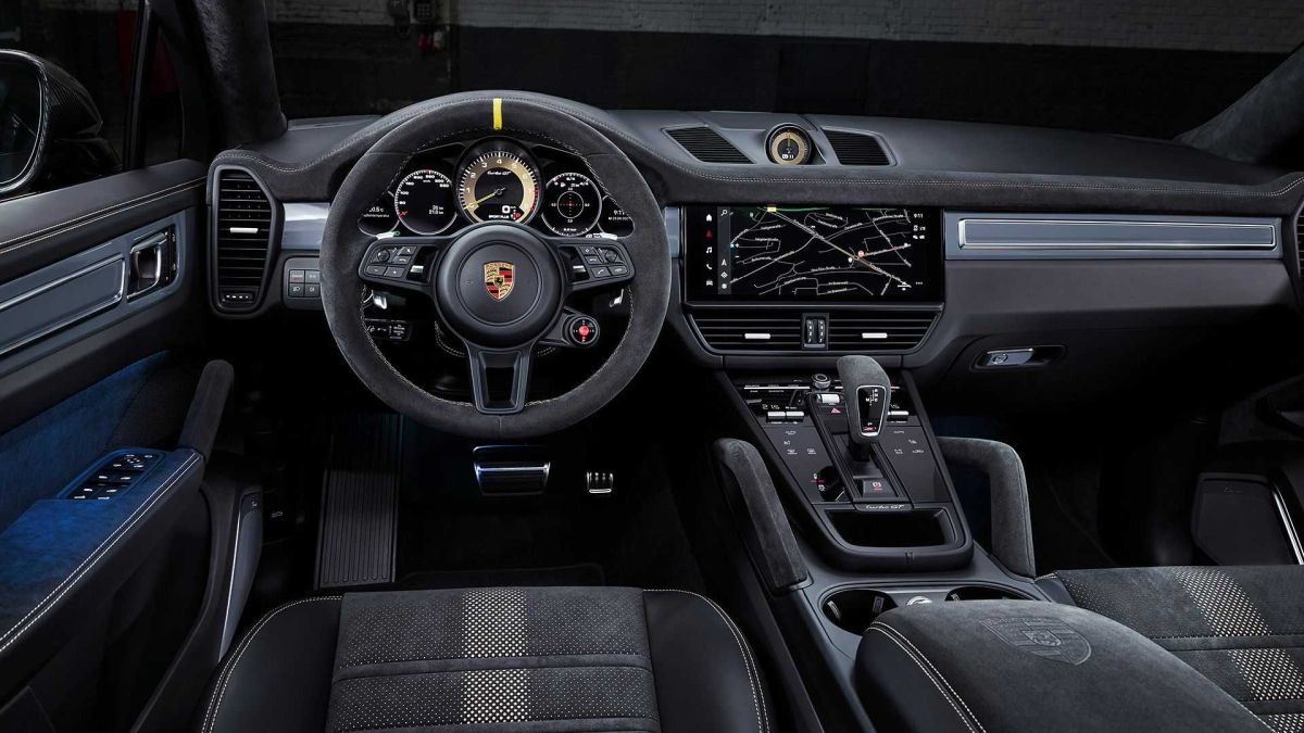 Porsche Cayenne Turbo GT interior