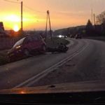 Wypadek motocyklisty i świetna reakcja kierowcy Citroena
