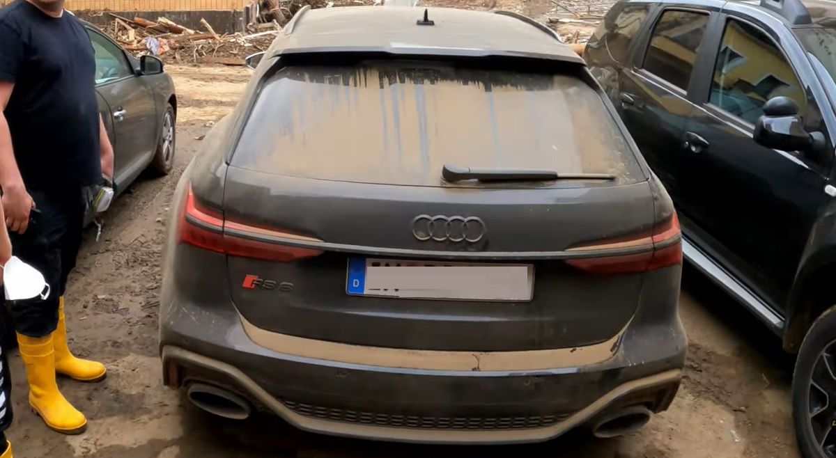 Audi RS6 - pomoc dla powodzian w Niemczech
