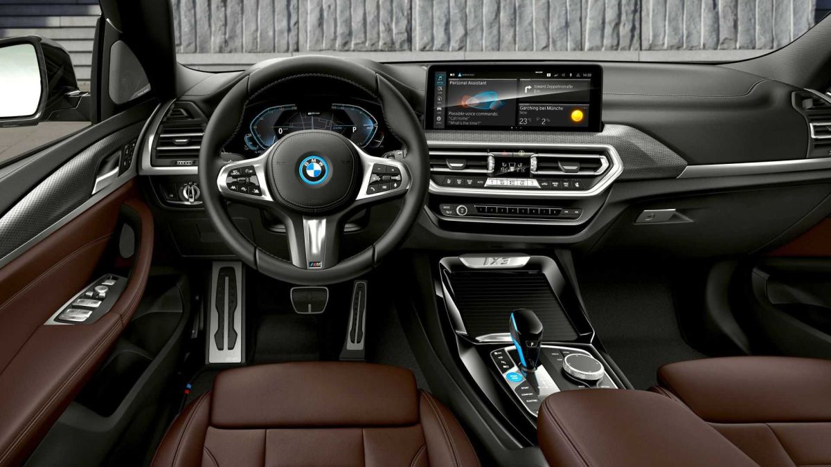 BMW iX3 2022 - wnętrze
