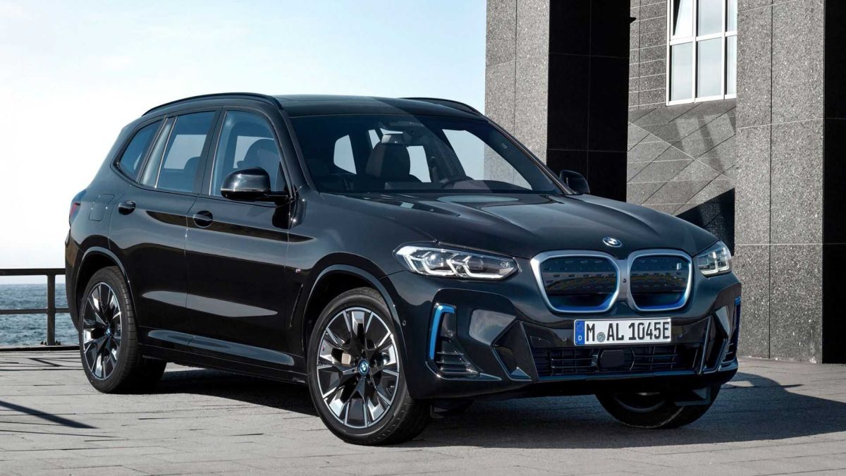 BMW iX3 2022 - maksymalna moc ładowania