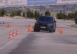 Toyota RAV4 2021 - test łosia