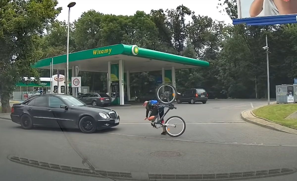 Wypadek rowerzystki w Krakowie