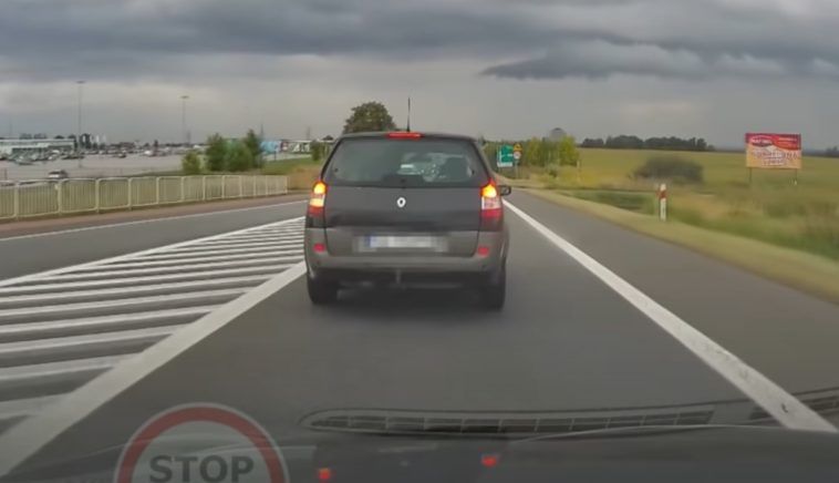 Agresywny kierowca w Gliwicach przy zjeździe na A4