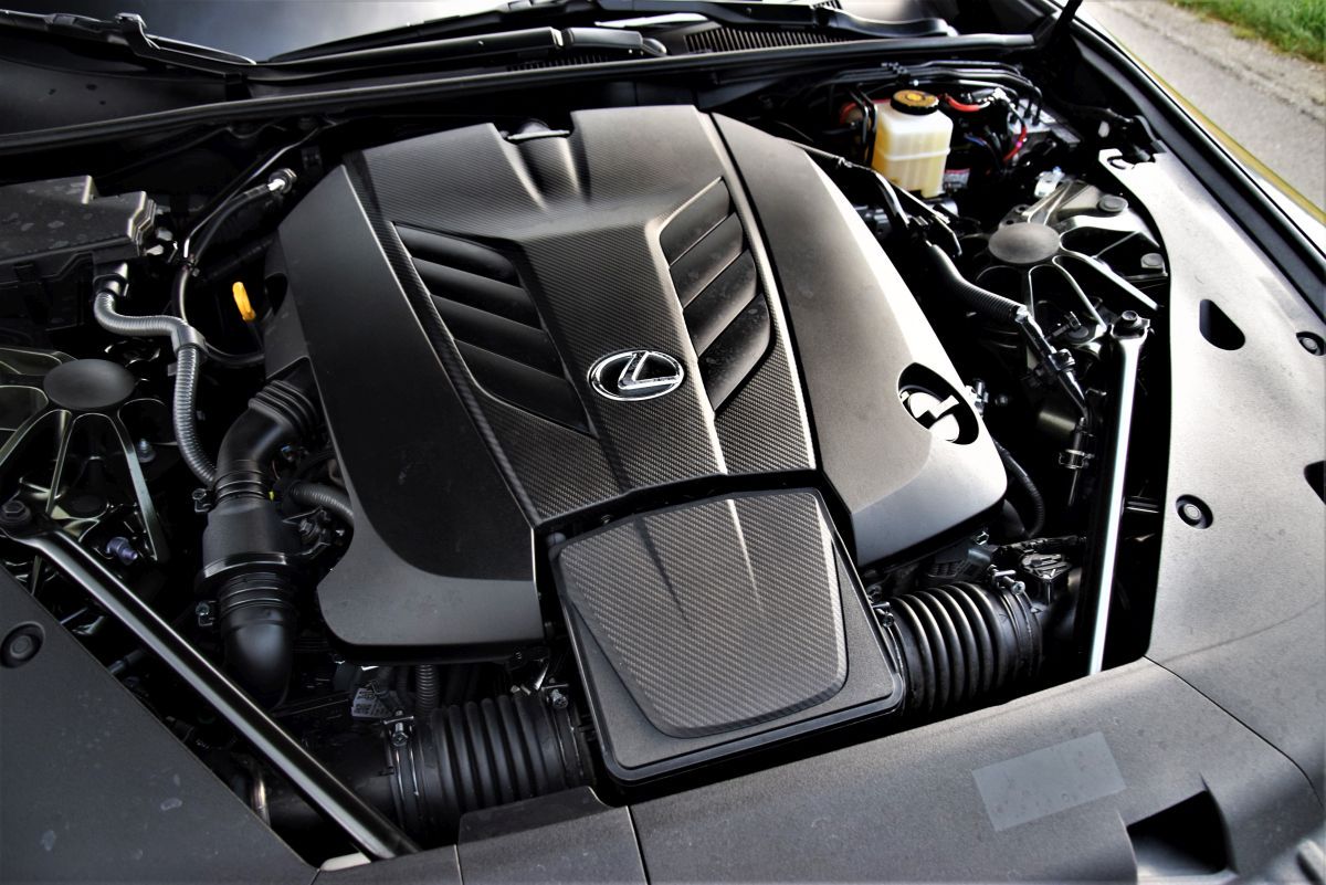 Lexus LC 500 CV - silnik