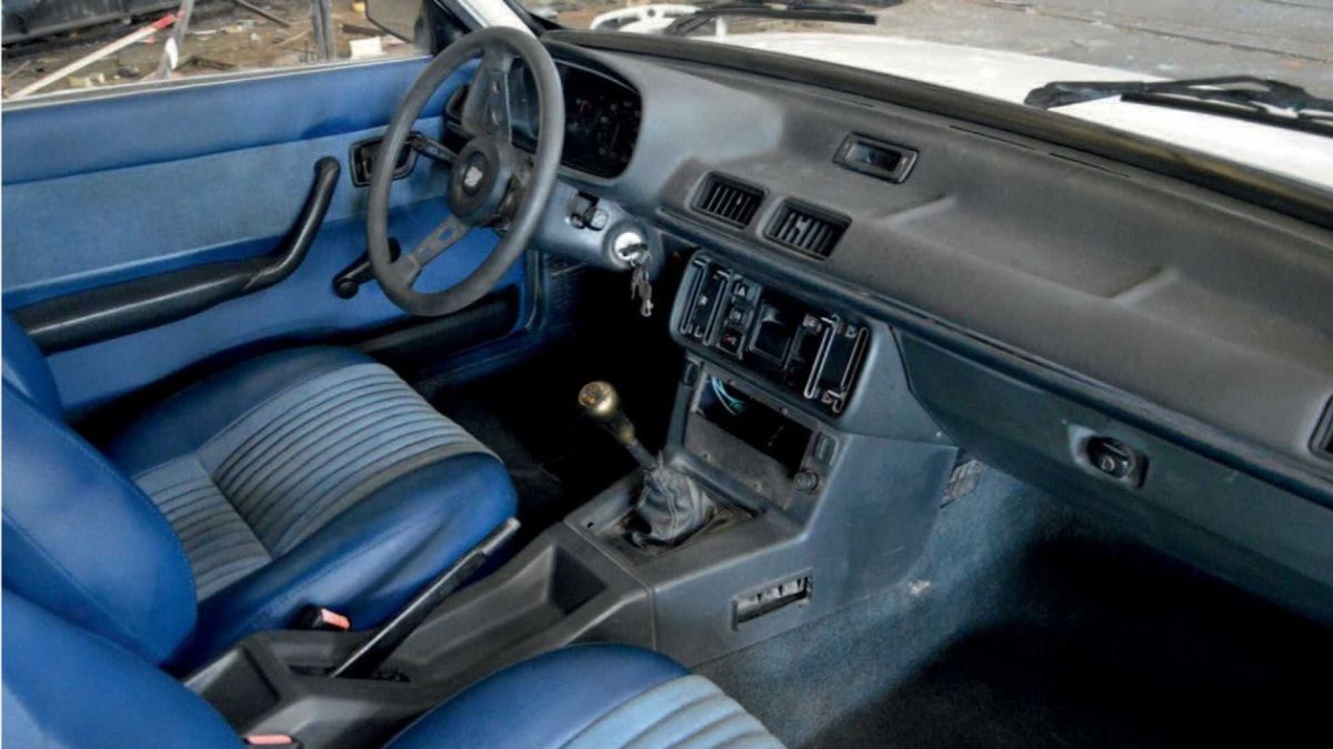 Peugeot 505 Pick-up - wnętrze