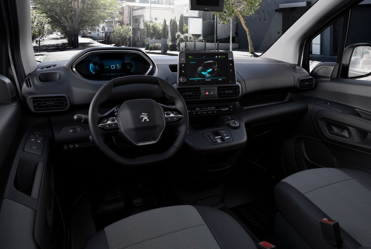Peugeot e-Partner - wnętrze