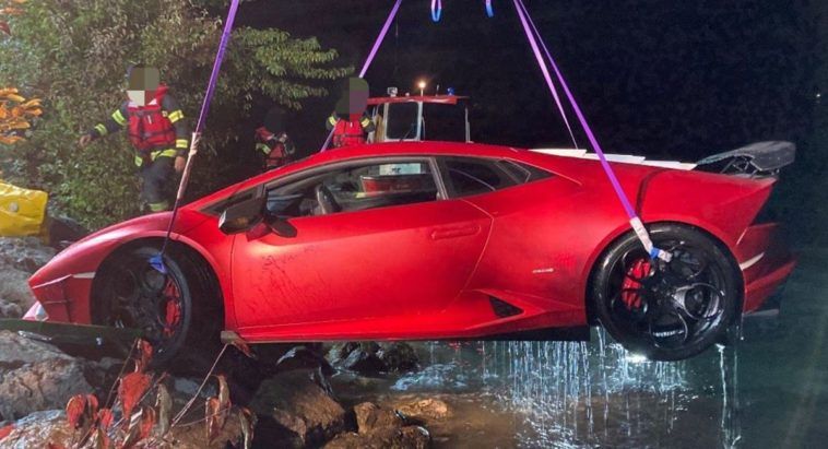 Lamborghini Huracan w jeziorze
