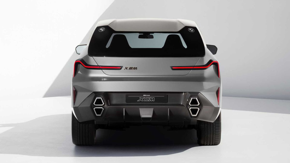 BMW XM Concept - rear