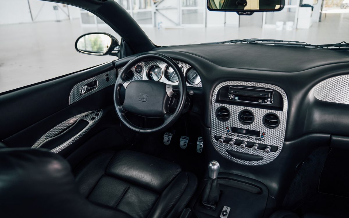 Bugatti EB 112 - interior
