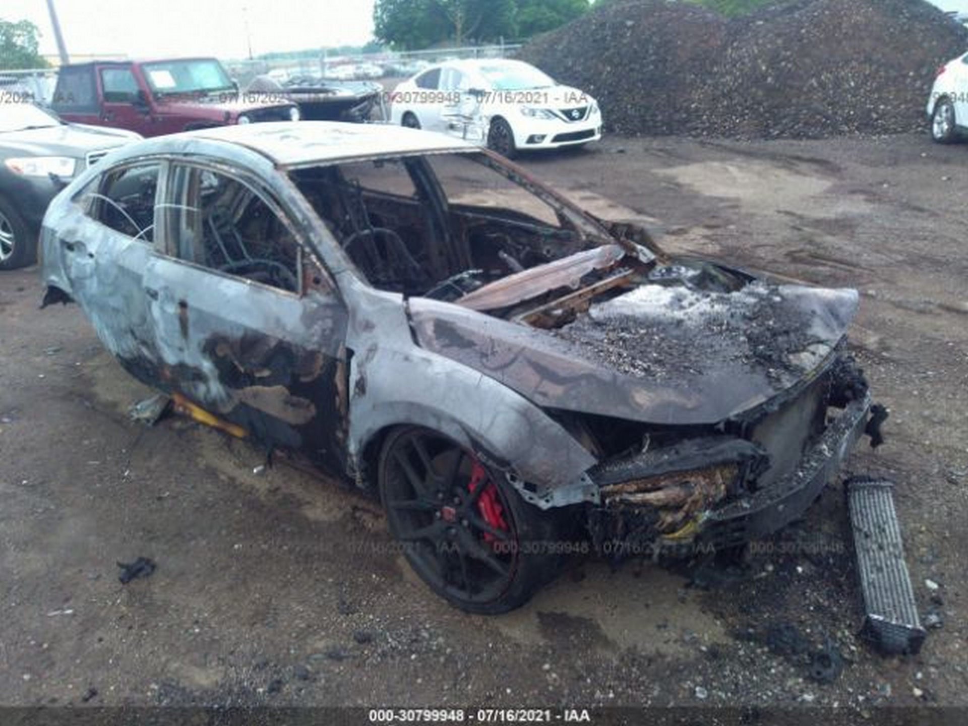 Honda Civic Type R po pożarze