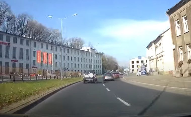 Niebezpieczne manewry kierowców, Bielsko-Biała