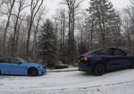 Tesla Model Y i BMW M3 na śniegu