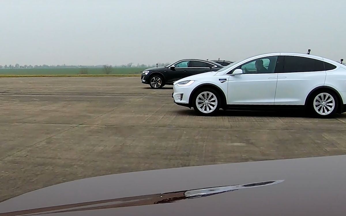 Tesla Model X, BMW iX, Audi e-tron S, Mercedes-Benz EQC