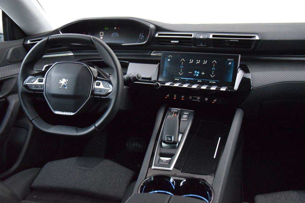 Peugeot 508 - interior