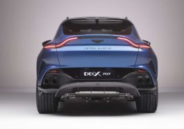 Aston Martin DBX707 2022