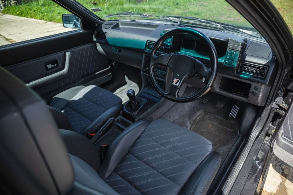 Audi Quattro 20V - wnętrze