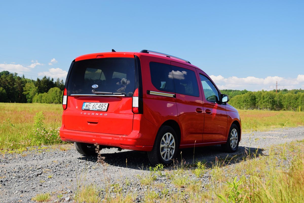 Ford Tourneo Connect 2022 - 