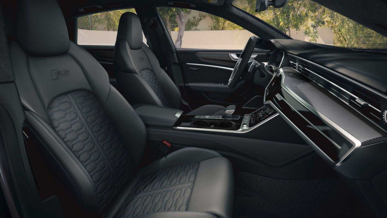 Audi RS7 2022 - wnętrze