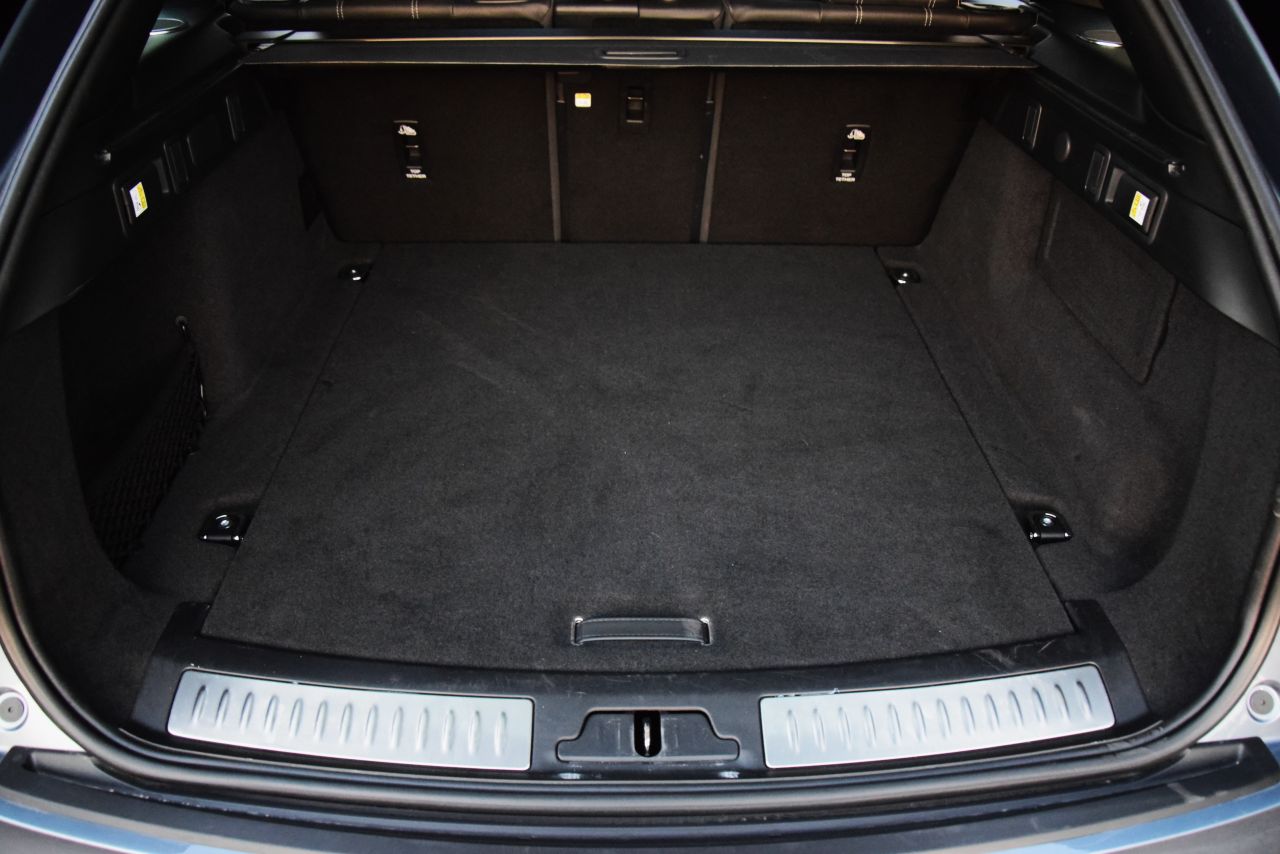 Range Rover Velar - bagażnik