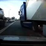 Szeryf drogowy blokujący innych kierowców