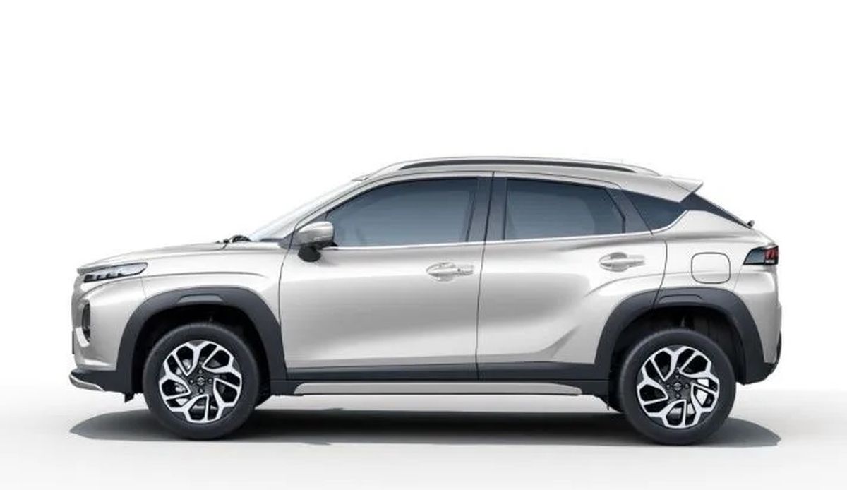 Suzuki Fronx - profil