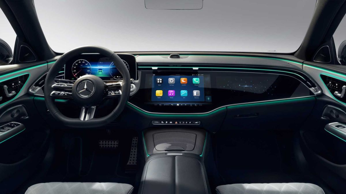 Mercedes-Benz Klasy E 2024 - wnętrze