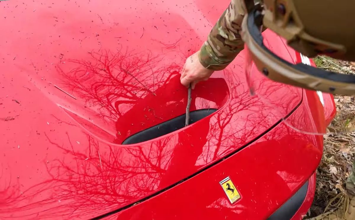 Off-roadowa jazda Ferrari