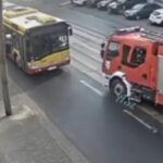 Strażak wjechał w autobus