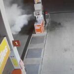 Zniszczył sprzęt gaśniczy na stacji paliw