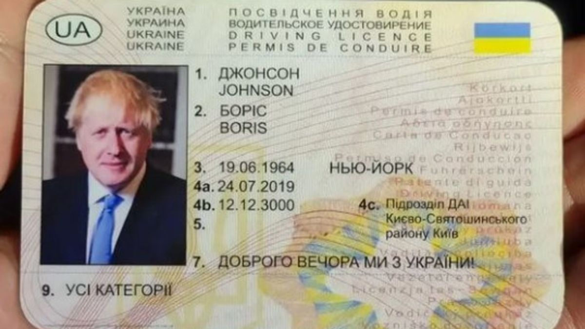Pijany kierowca z Ukrainy miał przy sobie podrobiony dowód premiera Wielkiej Brytanii