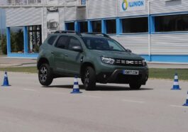 Dacia Duster 2023 test łosia